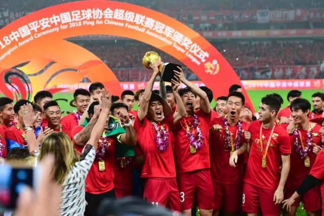 国足公布新一期集训名单：武磊回归，李昊首次入选