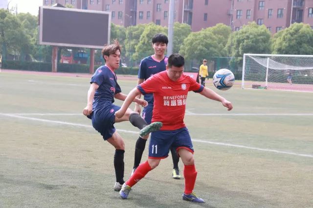 女排全锦赛首日沪京豫辽获完胜 天津0-3不敌北京
